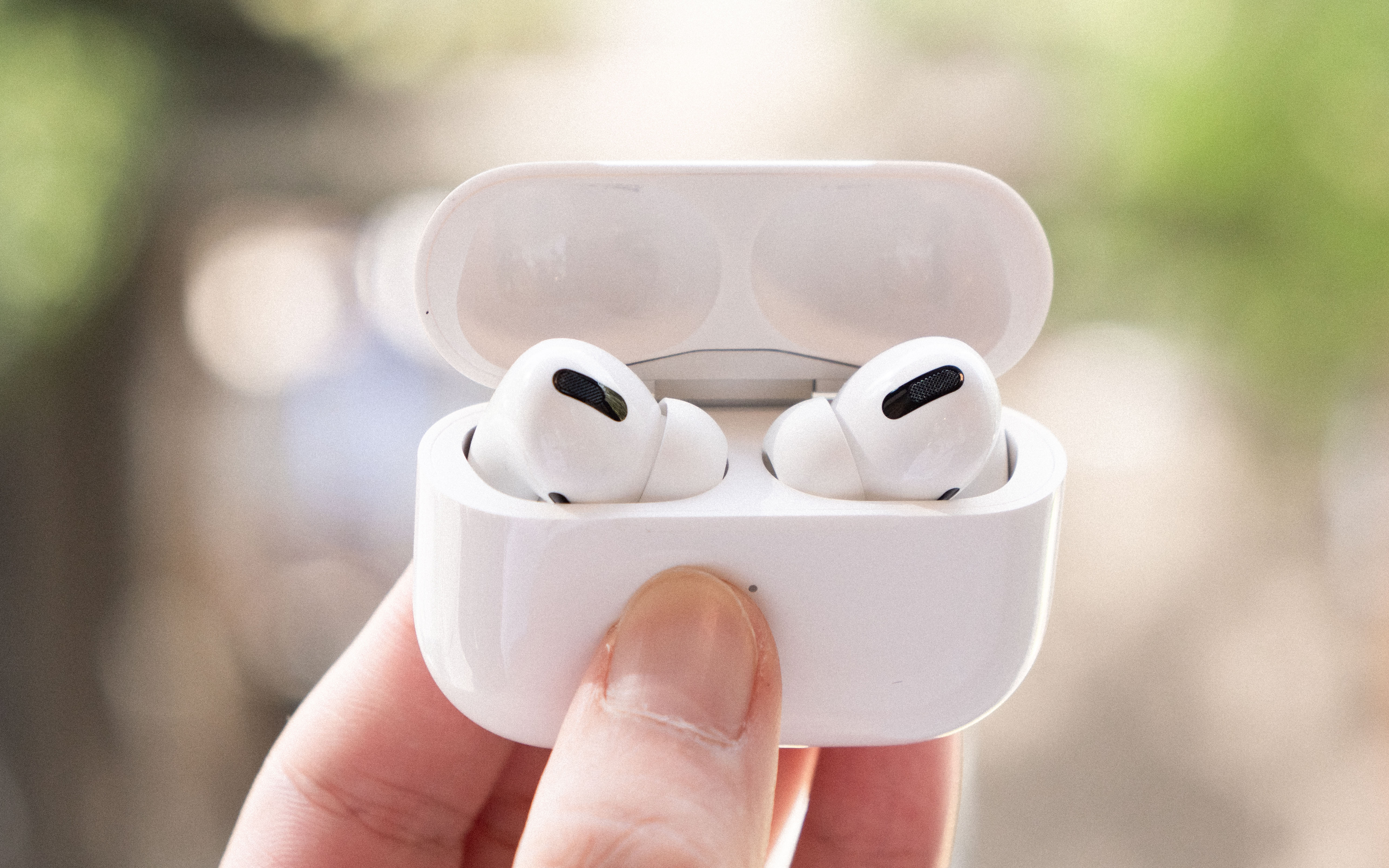 AirPods Pro 一登場即巔峰，為何它是綜合體驗(yàn)最好的降噪耳機(jī)？